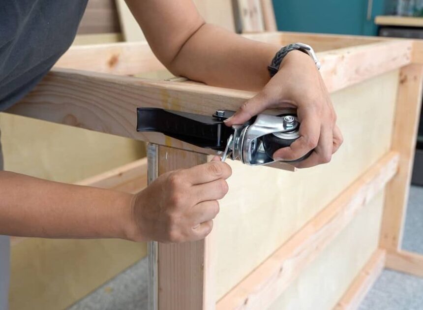 Cara Membuat Tempat Kerja (Workbench) Sederhana Untuk Custom Diecast