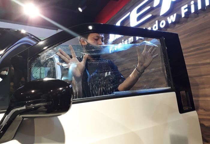 Cara Membuat Kaca Jendela Baru Untuk Hot Wheels (Mika Bening)